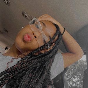 Meet your Posher, Alanna